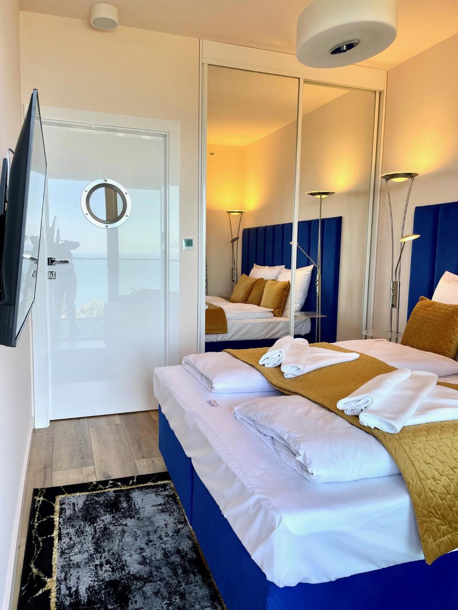 Perlowa Przystan - Apartamenty Komfort Widok Na Morze, Parking Sianozety Exteriör bild